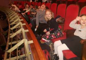 Wyjście uczniów do Teatru Muzycznego